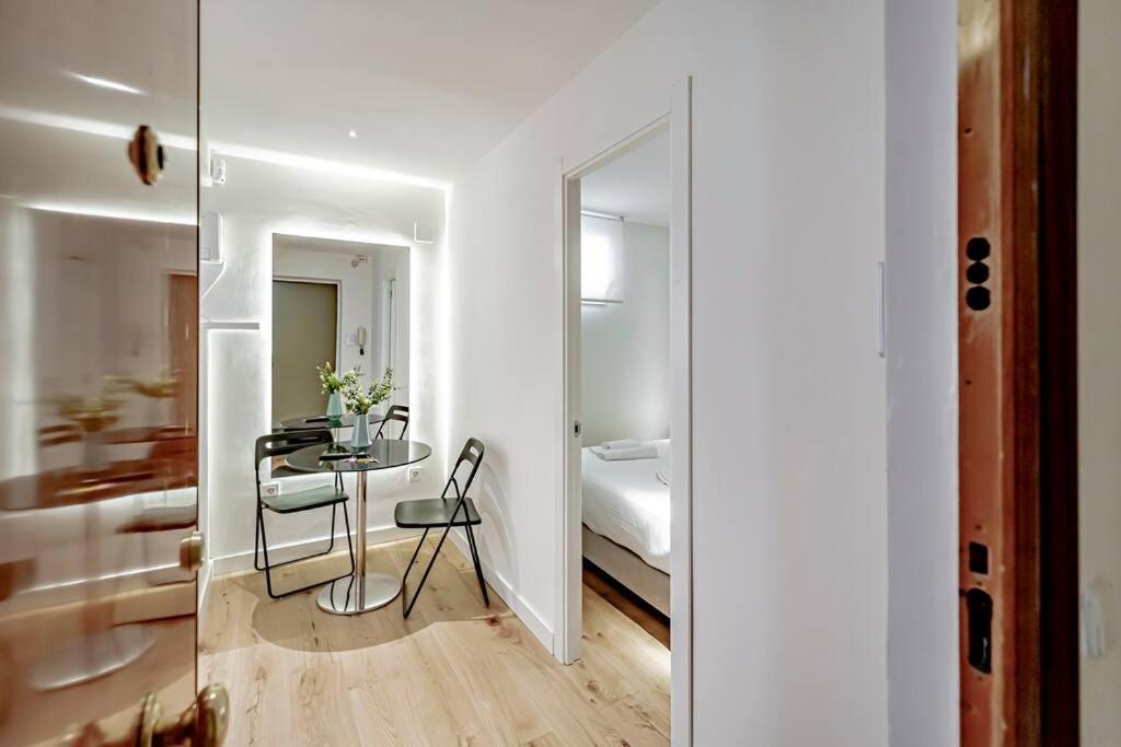 New Modern Malasana - Chueca 5 Pax Apartment